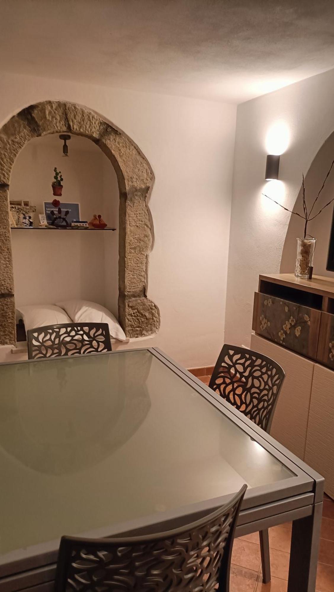 דירות קסטלנואובו מגרה Locazione Turistica La Gesualda מראה חיצוני תמונה